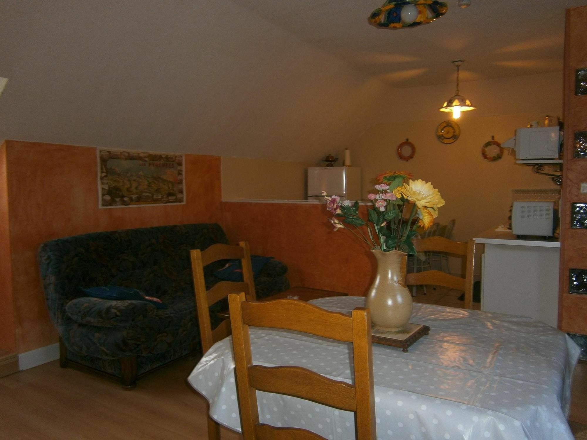 House With 2 Bedrooms In With Wonderful Mountain View Enclos Appartement *